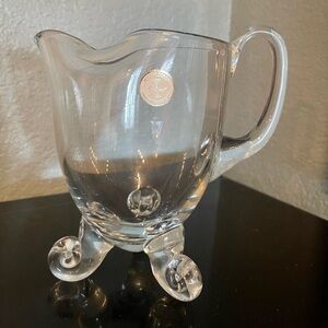 Elegant Crystal Clear Glass Pitcher with Handle